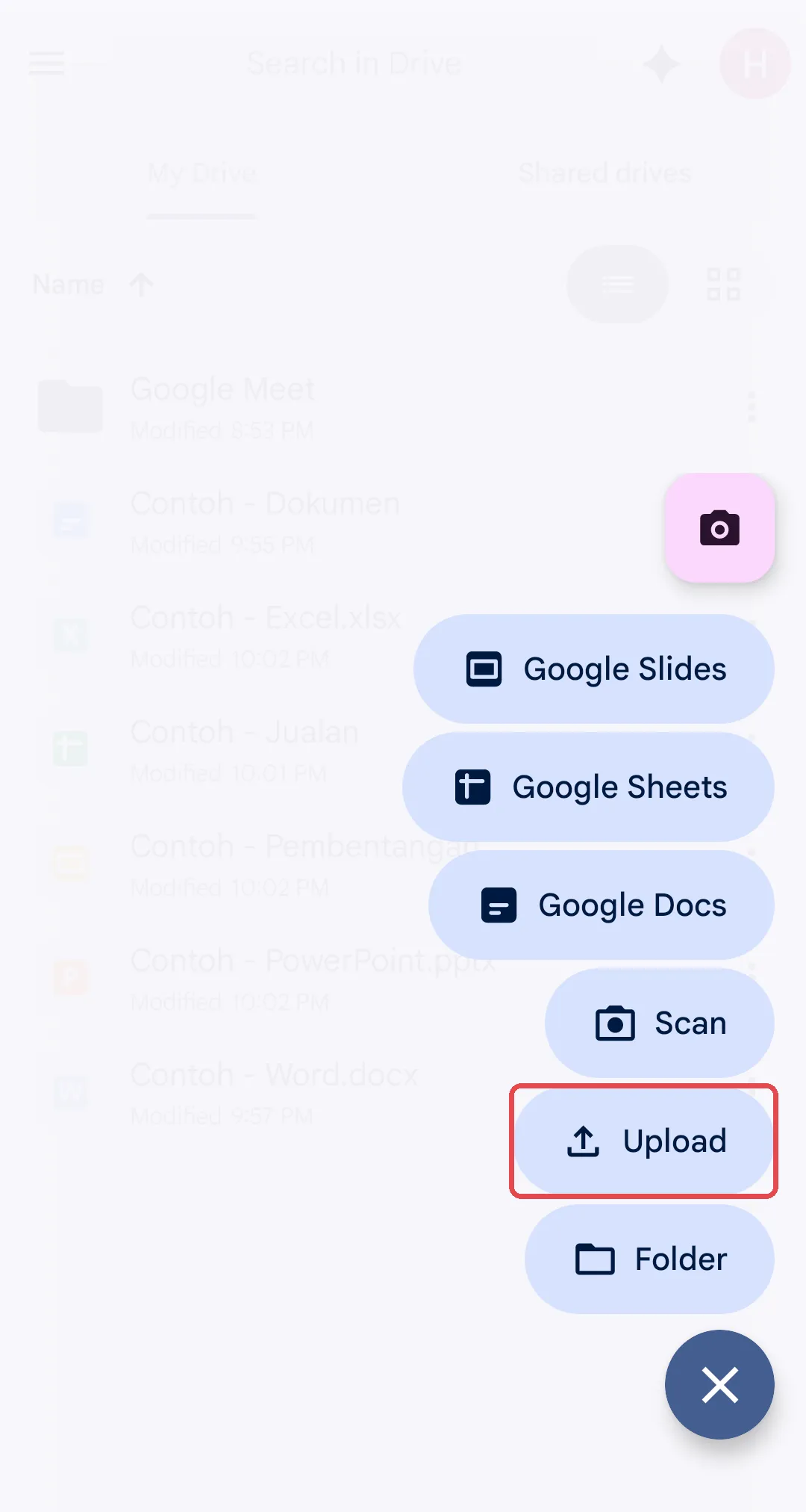 Menu Create dalam aplikasi Google Drive dengan Upload ditandakan