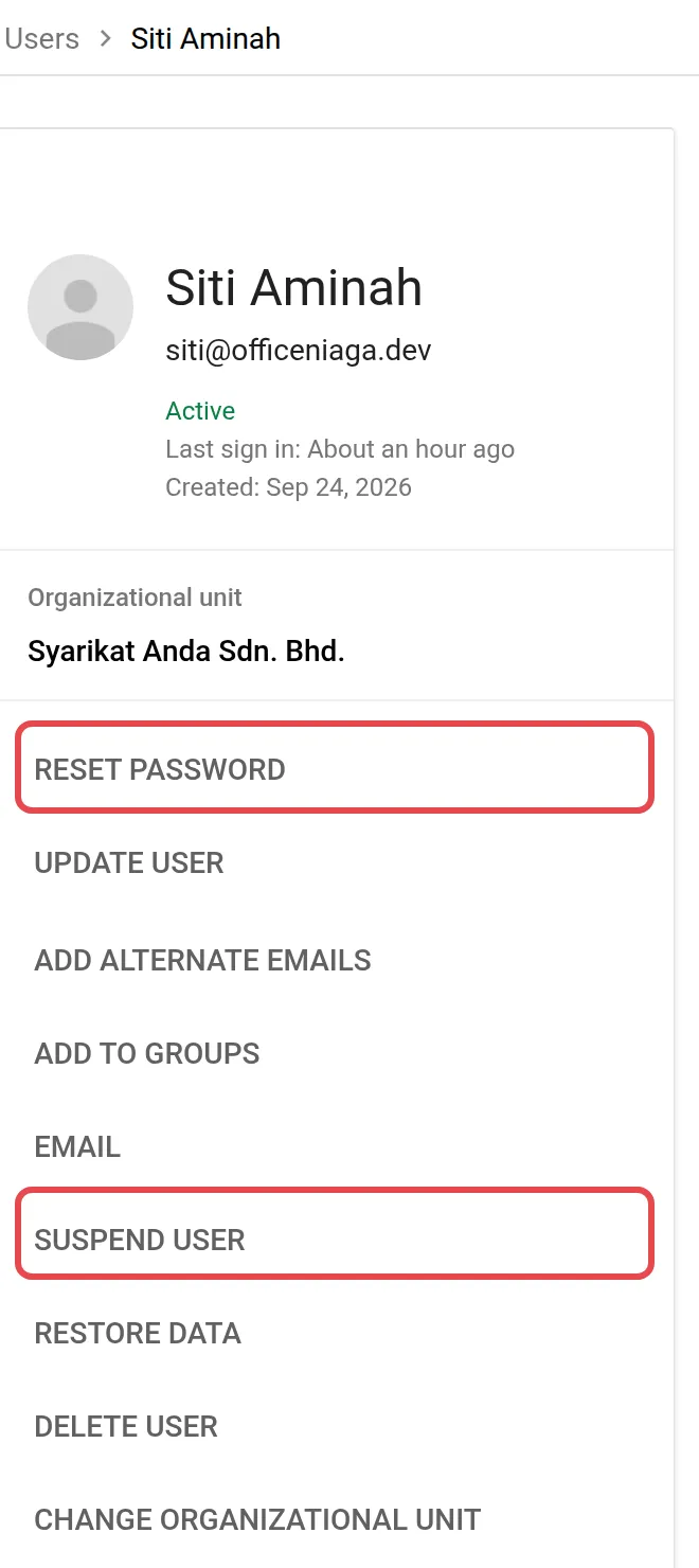 用户页面，已标示Reset password和Suspend user